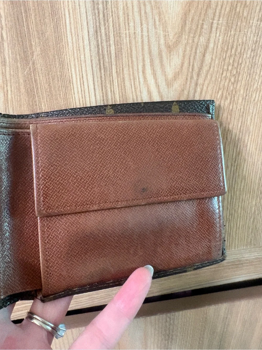 Authentic Louis Vuitton Monogram Bifold Wallet